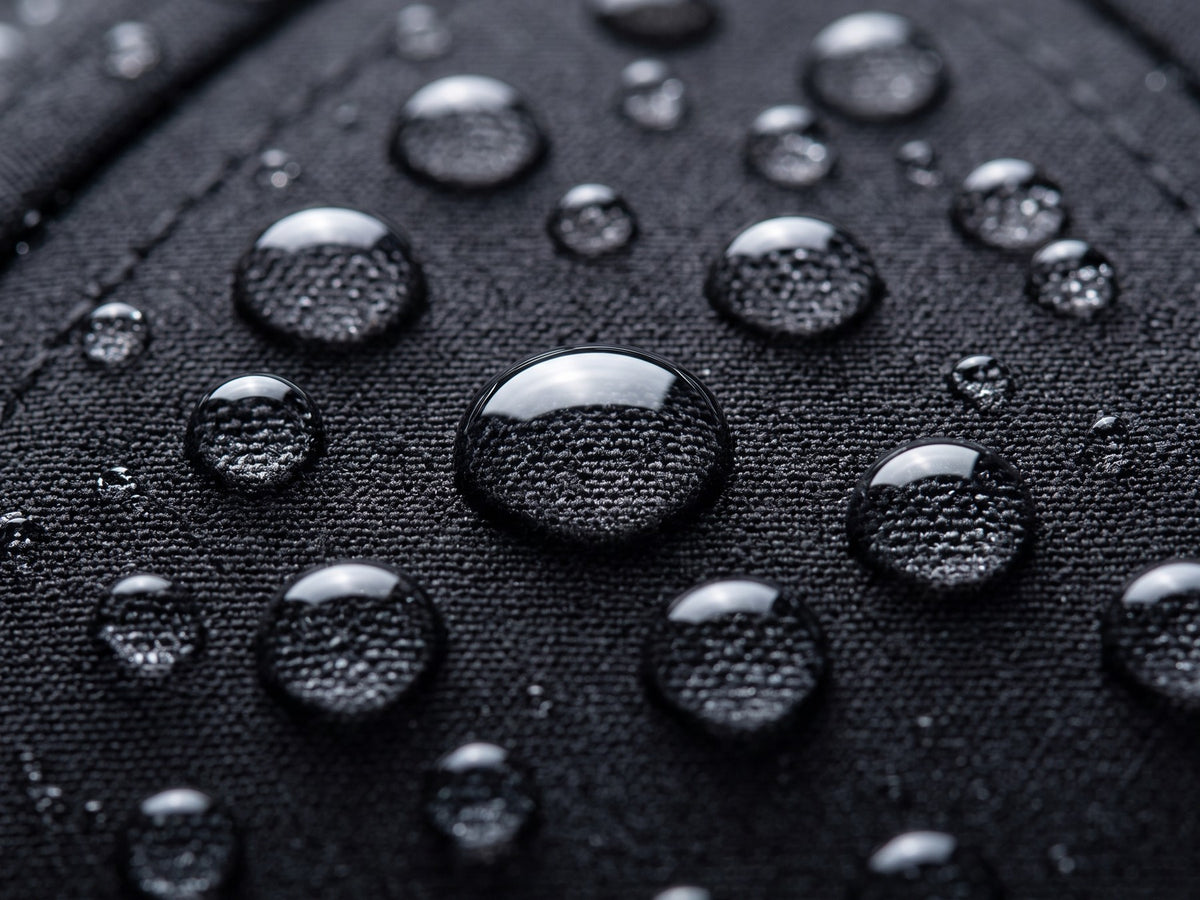 Performance Golf Cap blackout