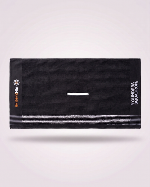 PINSEEKER Caddy Golf Towel in Blackout, 550GSM cotton with the reinforced centre slit