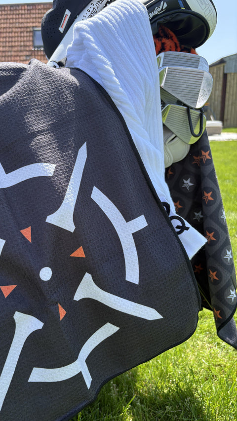 PINSEEKER golf towel and cap range