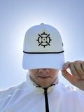 PINSEEKER Performance Golf Cap, Whiteout colourway