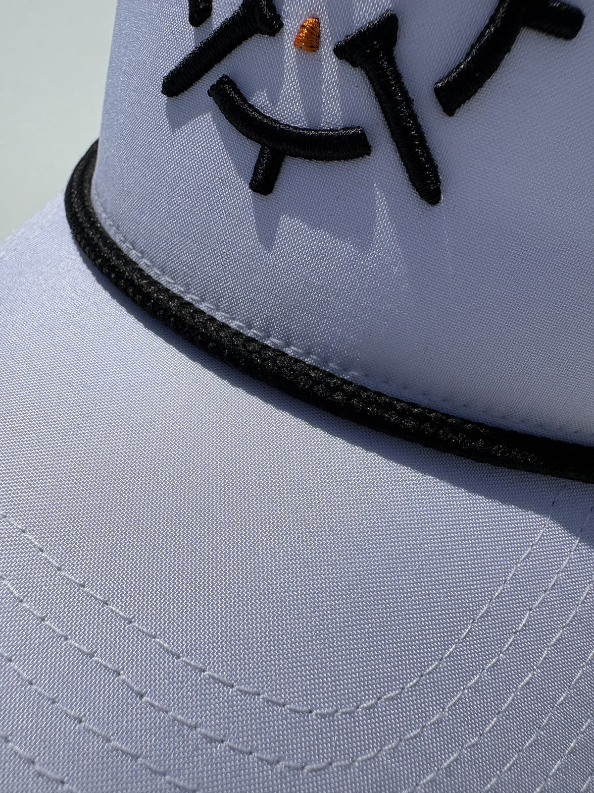 PINSEEKER Performance Golf Cap, Whiteout colourway