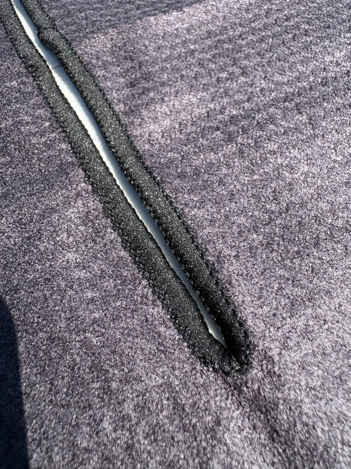 PINSEEKER Tour Golf Towel, Blackout colourway